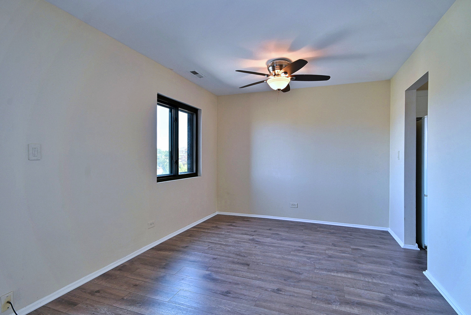 12732726 Property Photo 11