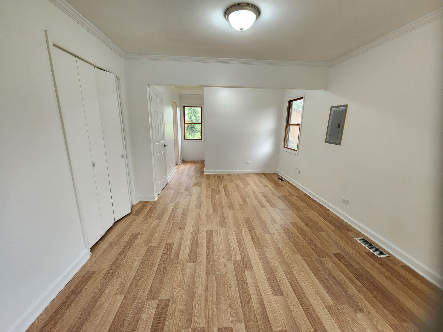 8 Wayne Court Property Photo 11