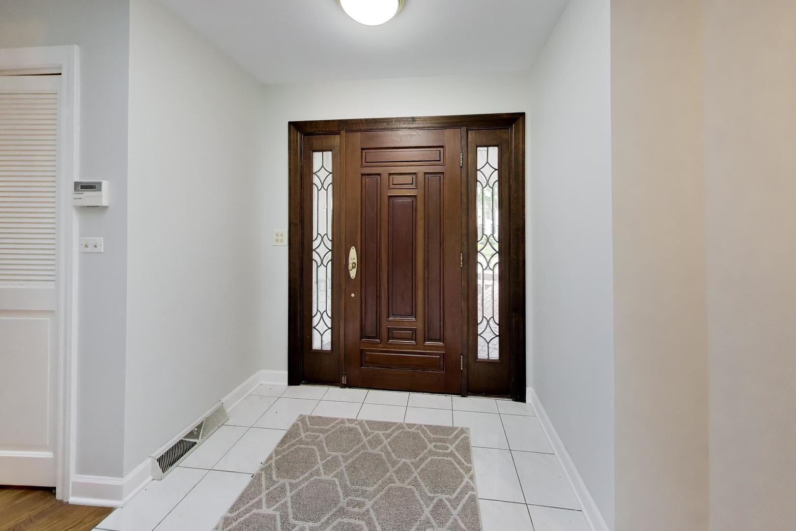 1117 Summit Hills Lane Property Photo 4