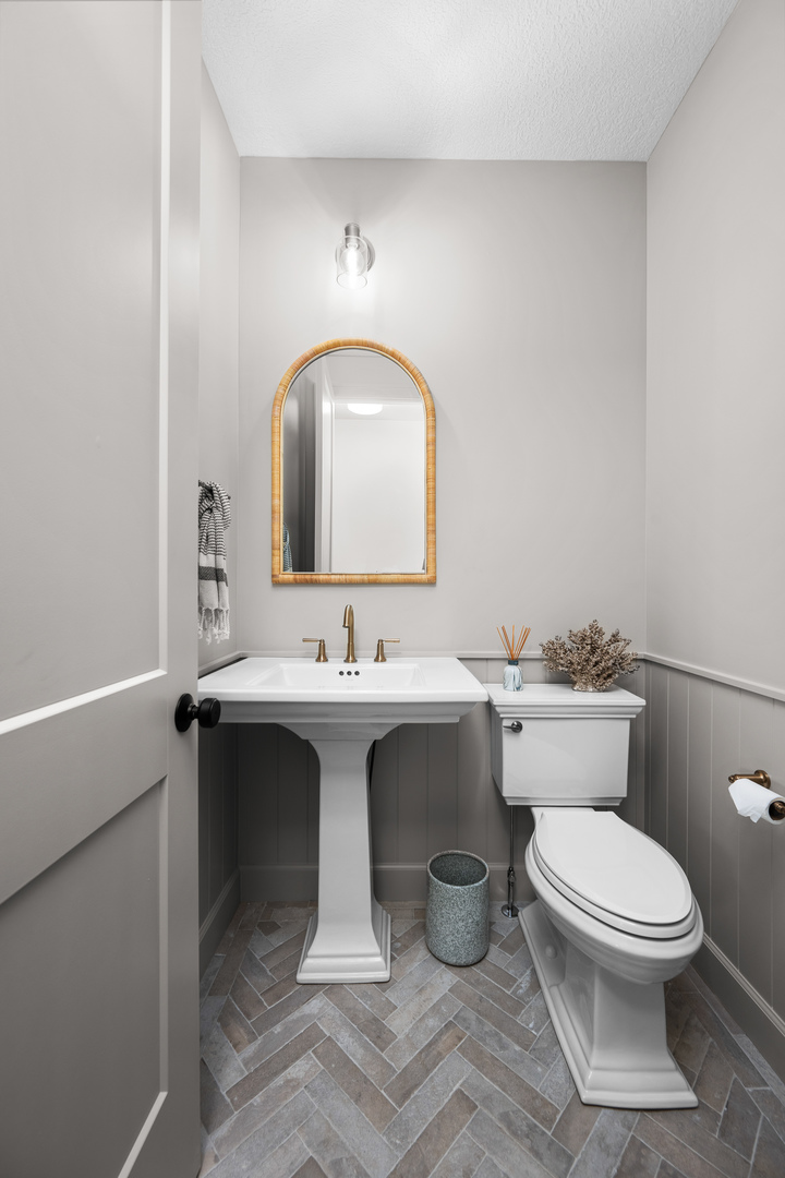 7131 Alvie Lane Property Photo 39
