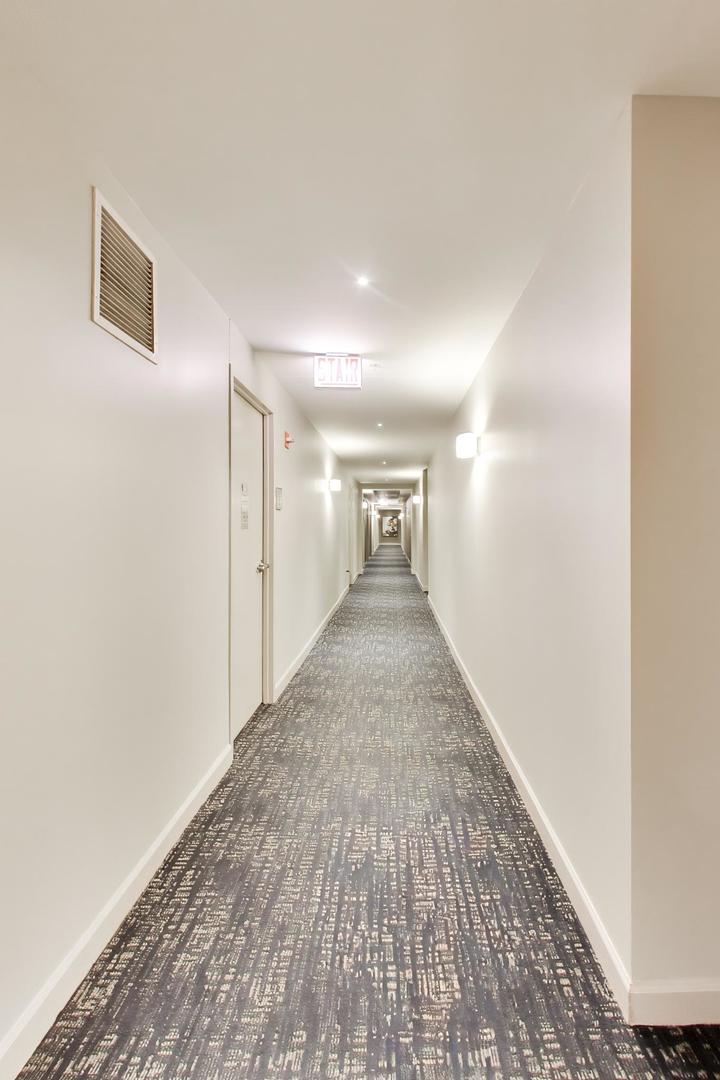 201 N Westshore Drive 407 Property Photo 5