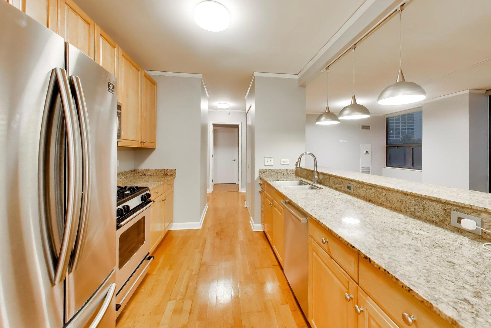 201 N Westshore Drive 407 Property Photo 15