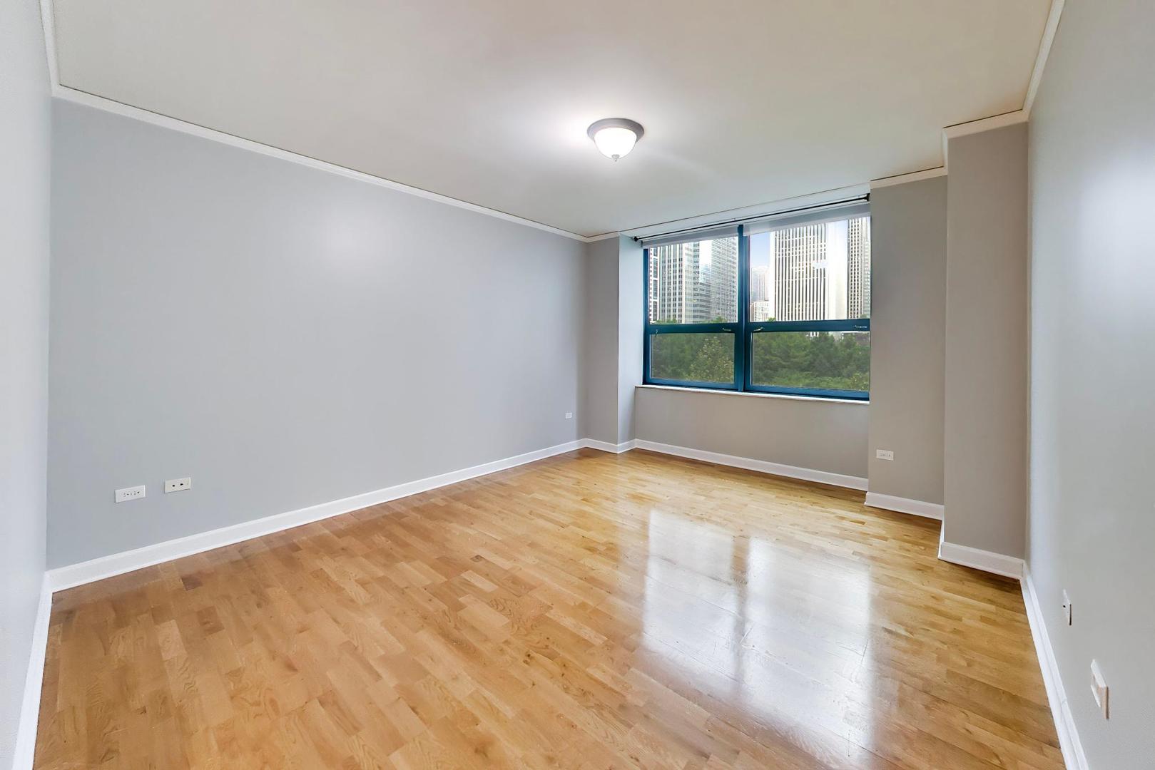 201 N Westshore Drive 407 Property Photo 18