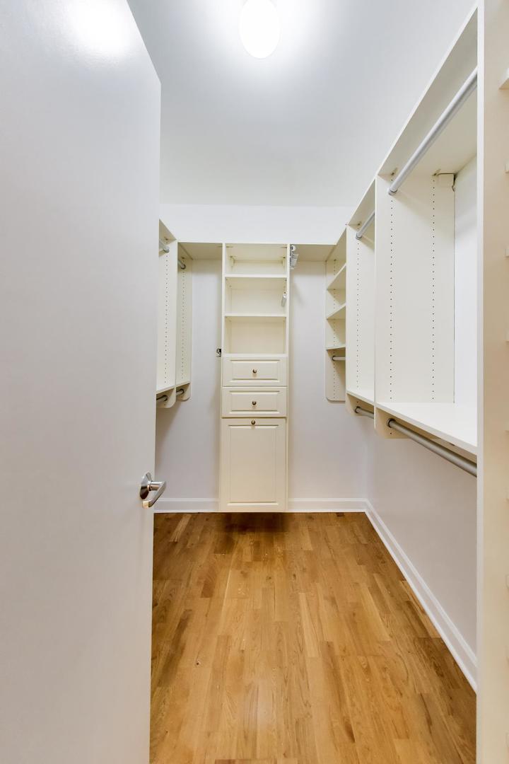 201 N Westshore Drive 407 Property Photo 21