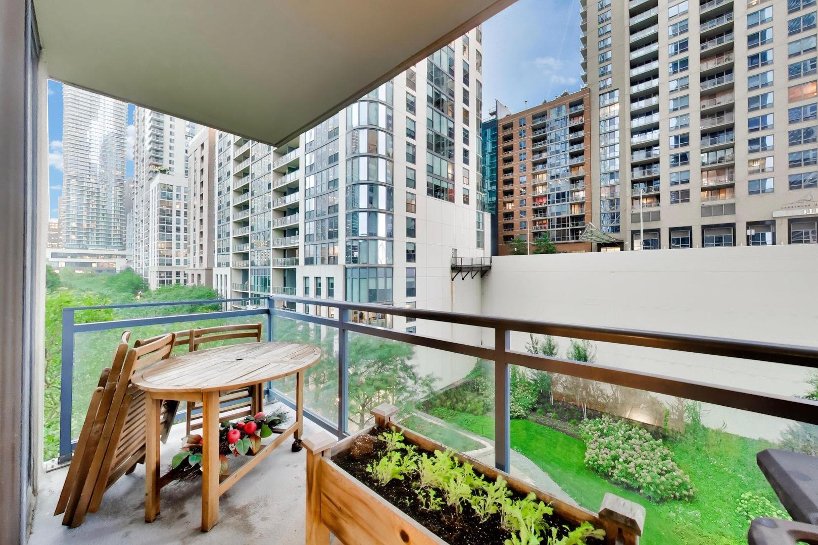 201 N Westshore Drive 407 Property Photo 28