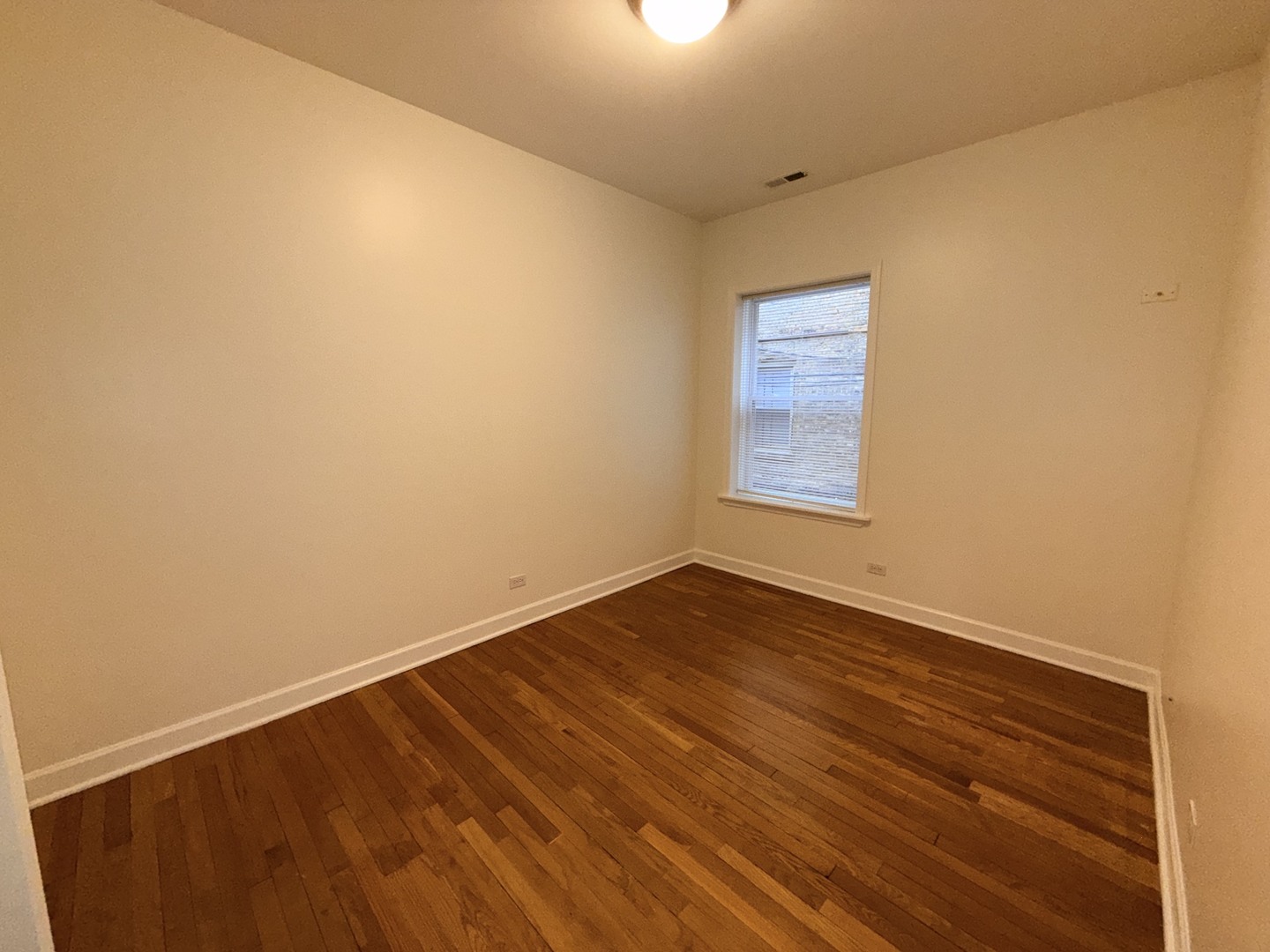 1346.5 W Estes Avenue 1w Property Photo 13