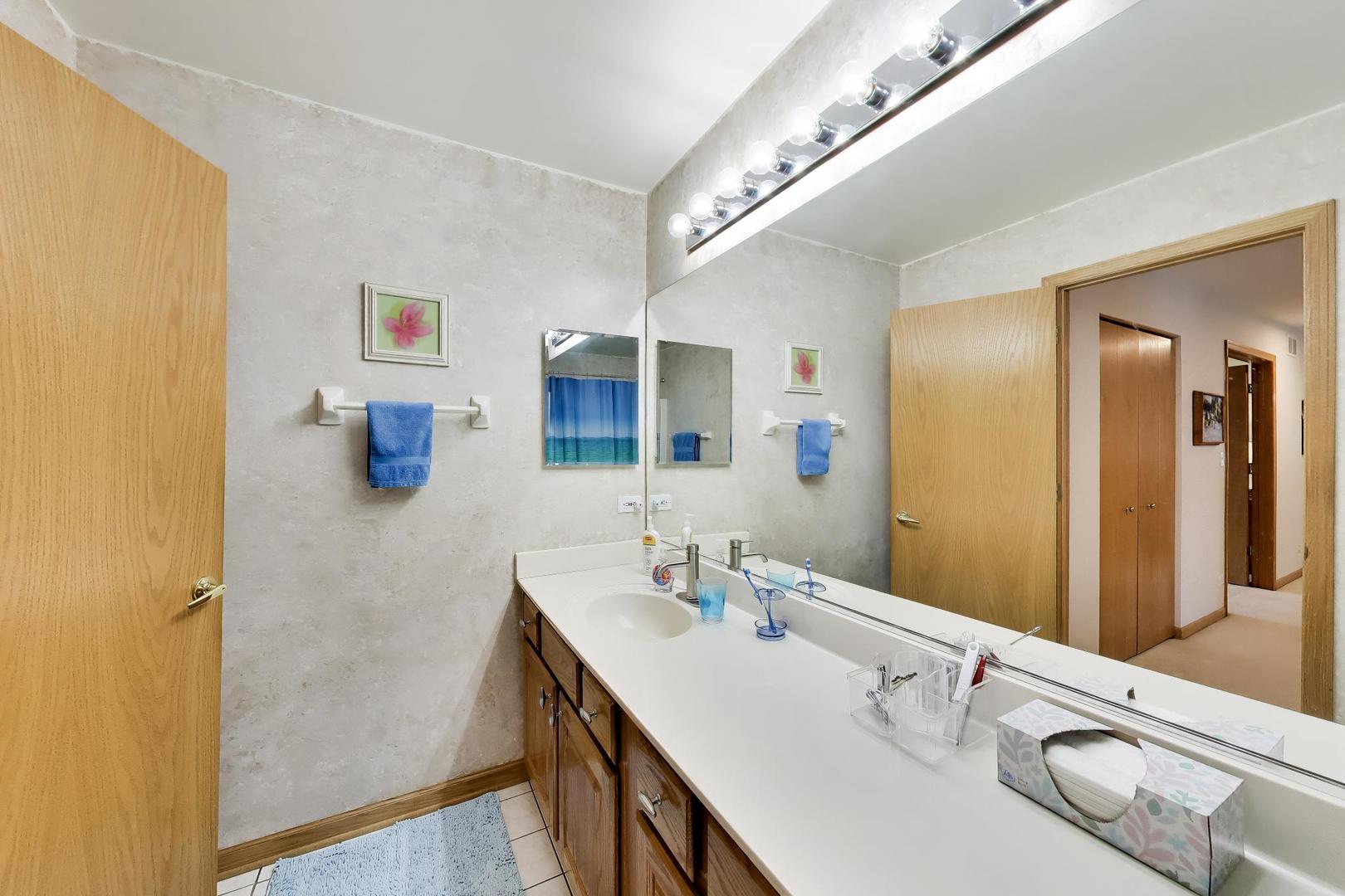 904 Pimpernel Court Property Photo 28