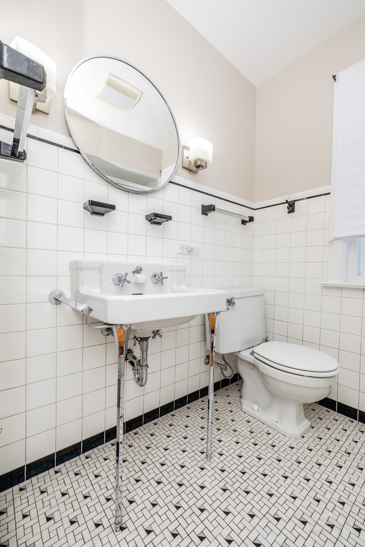12732789 Property Photo 10
