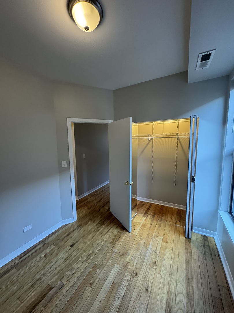 1538 W Monroe Street 3 Property Photo 8