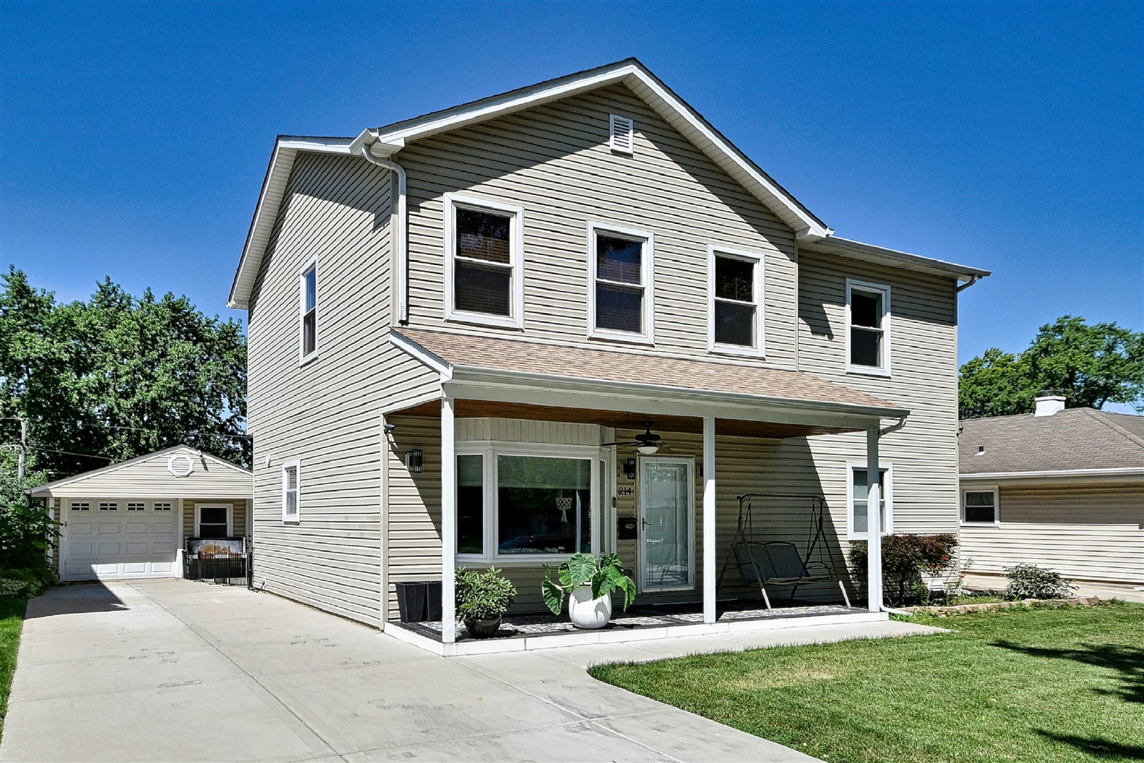 214 N William Street Property Photo 1