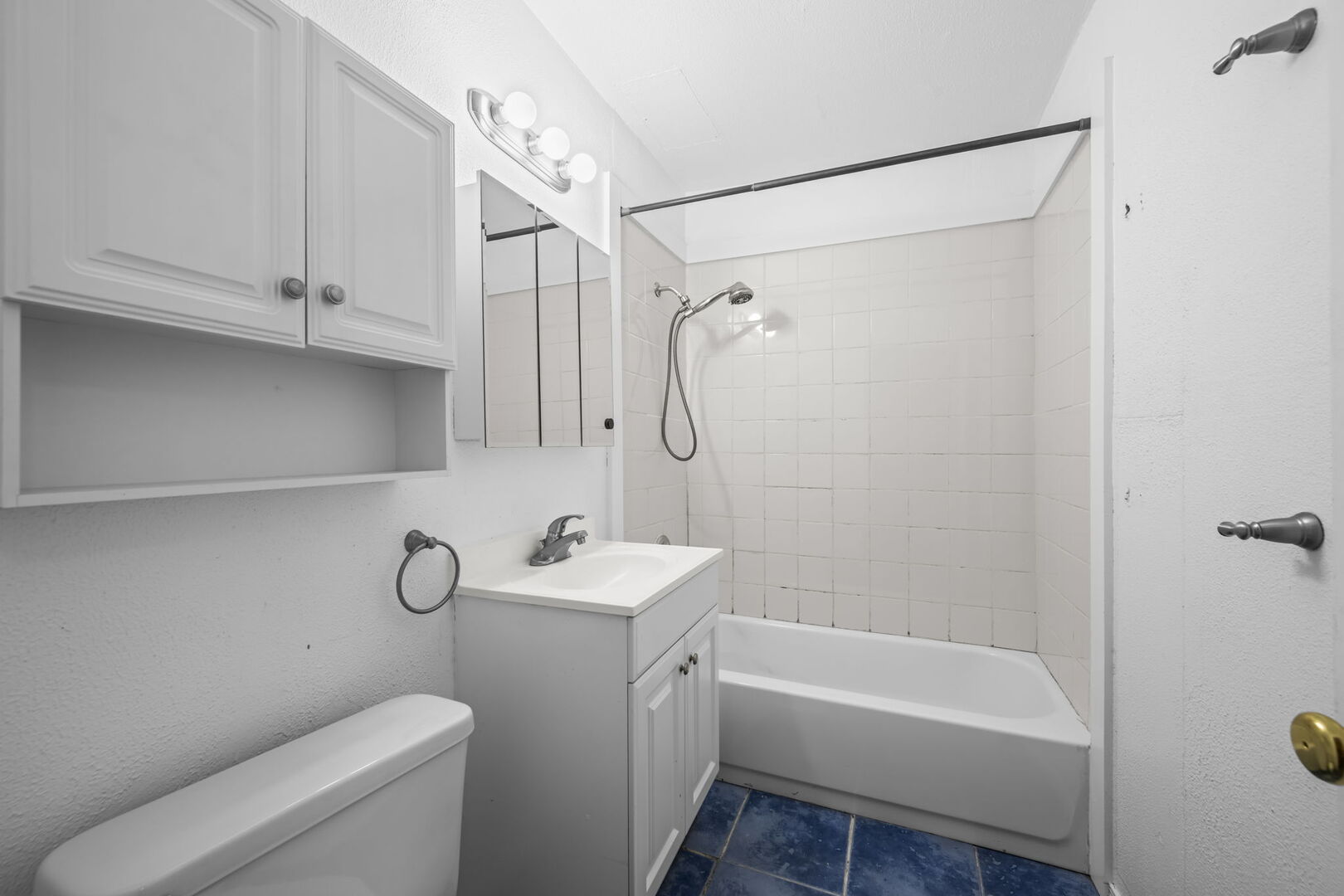 765 Grove Drive 103 Property Photo 14