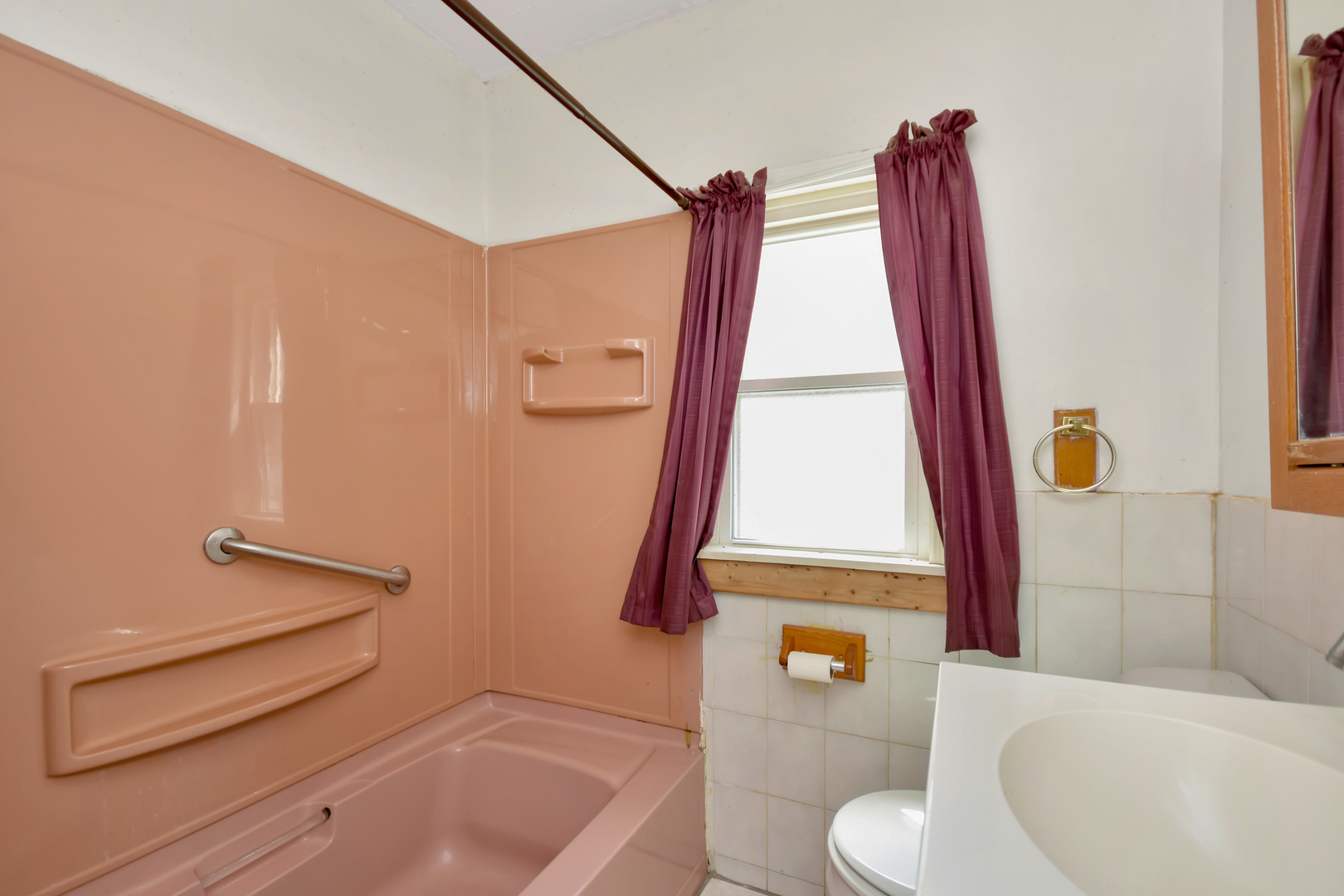 1016 W King Street Property Photo 25