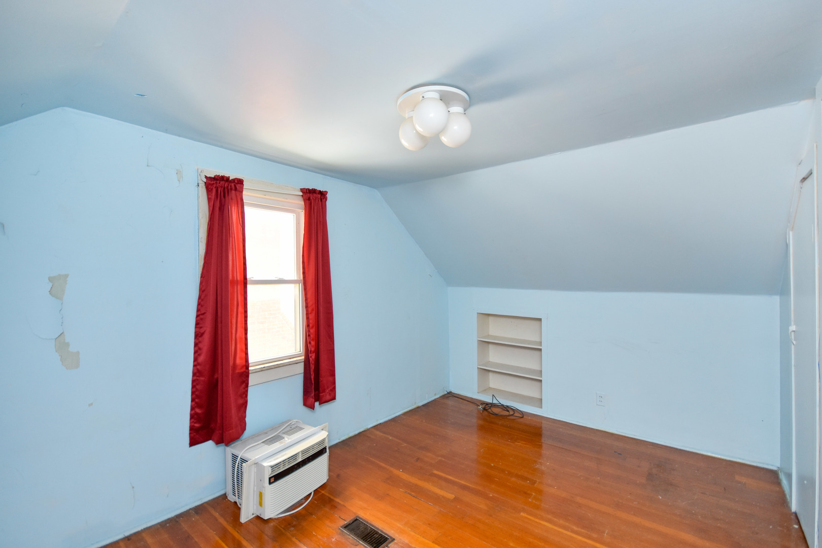 1016 W King Street Property Photo 37