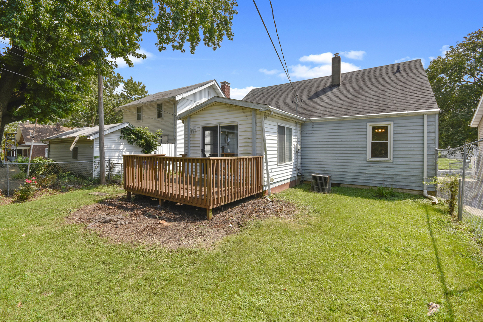 1016 W King Street Property Photo 43
