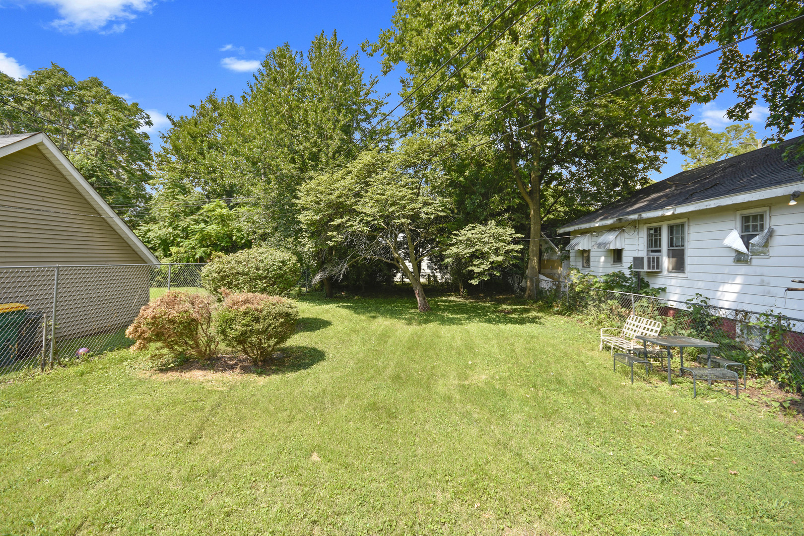 1016 W King Street Property Photo 45