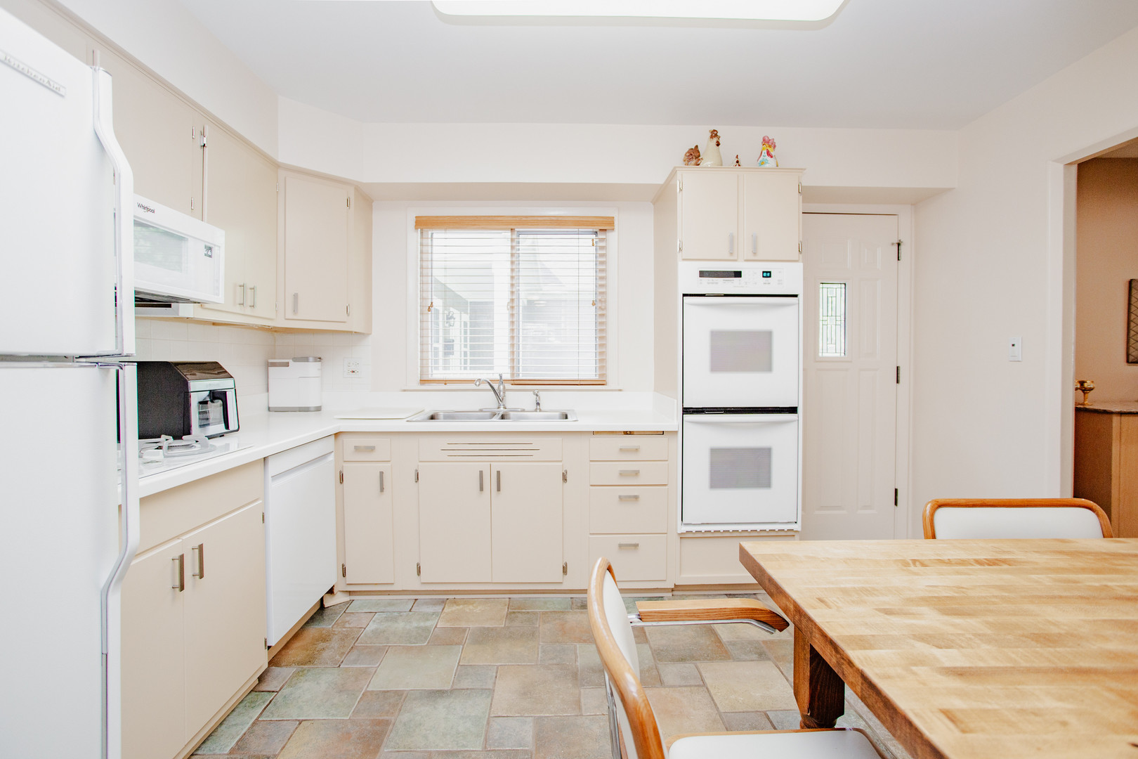 1133 Kenton Road Property Photo 11