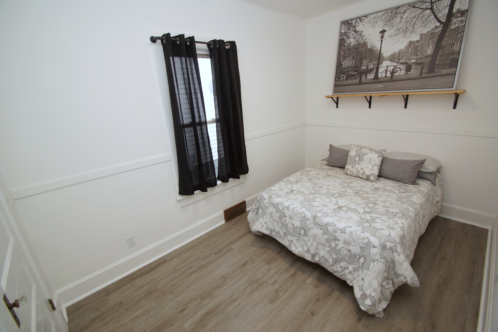 118 5th Street Property Photo 7