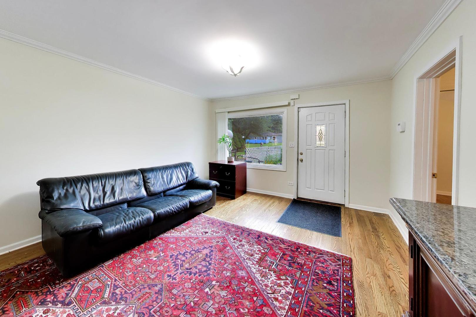 1355 Pleasant Place Property Photo 4