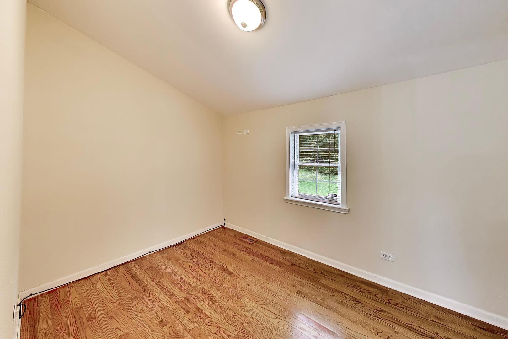 1355 Pleasant Place Property Photo 12