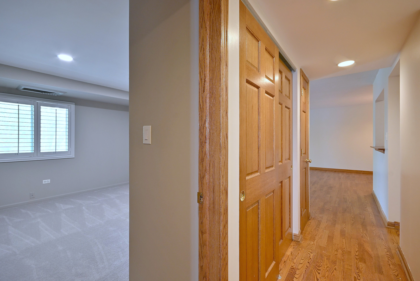 110 W Butterfield Road 302s Property Photo 15