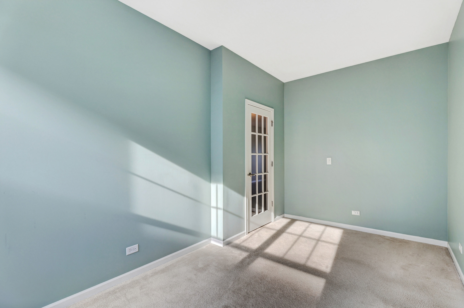 318 Laurel Avenue Property Photo 15