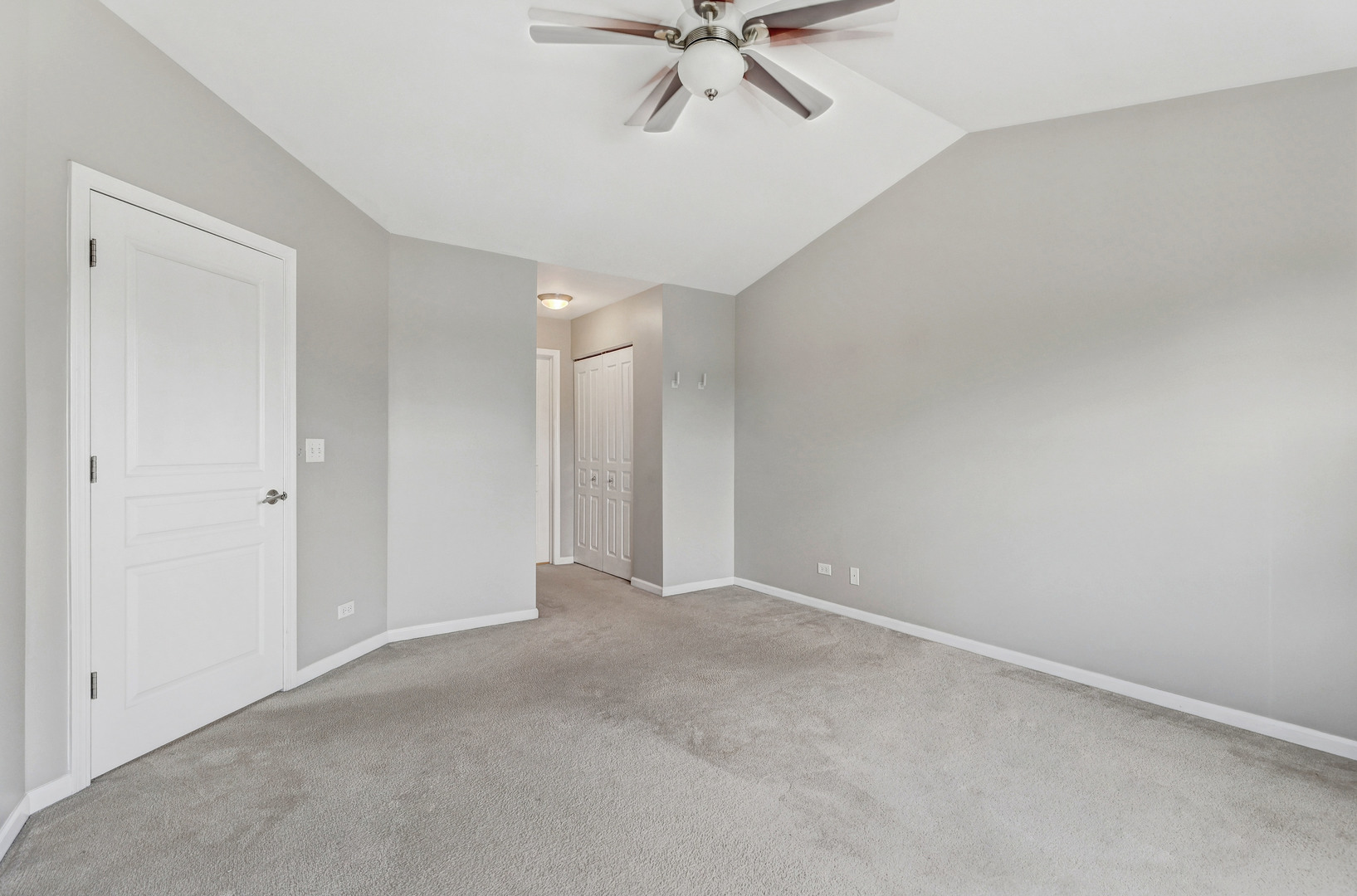 318 Laurel Avenue Property Photo 18
