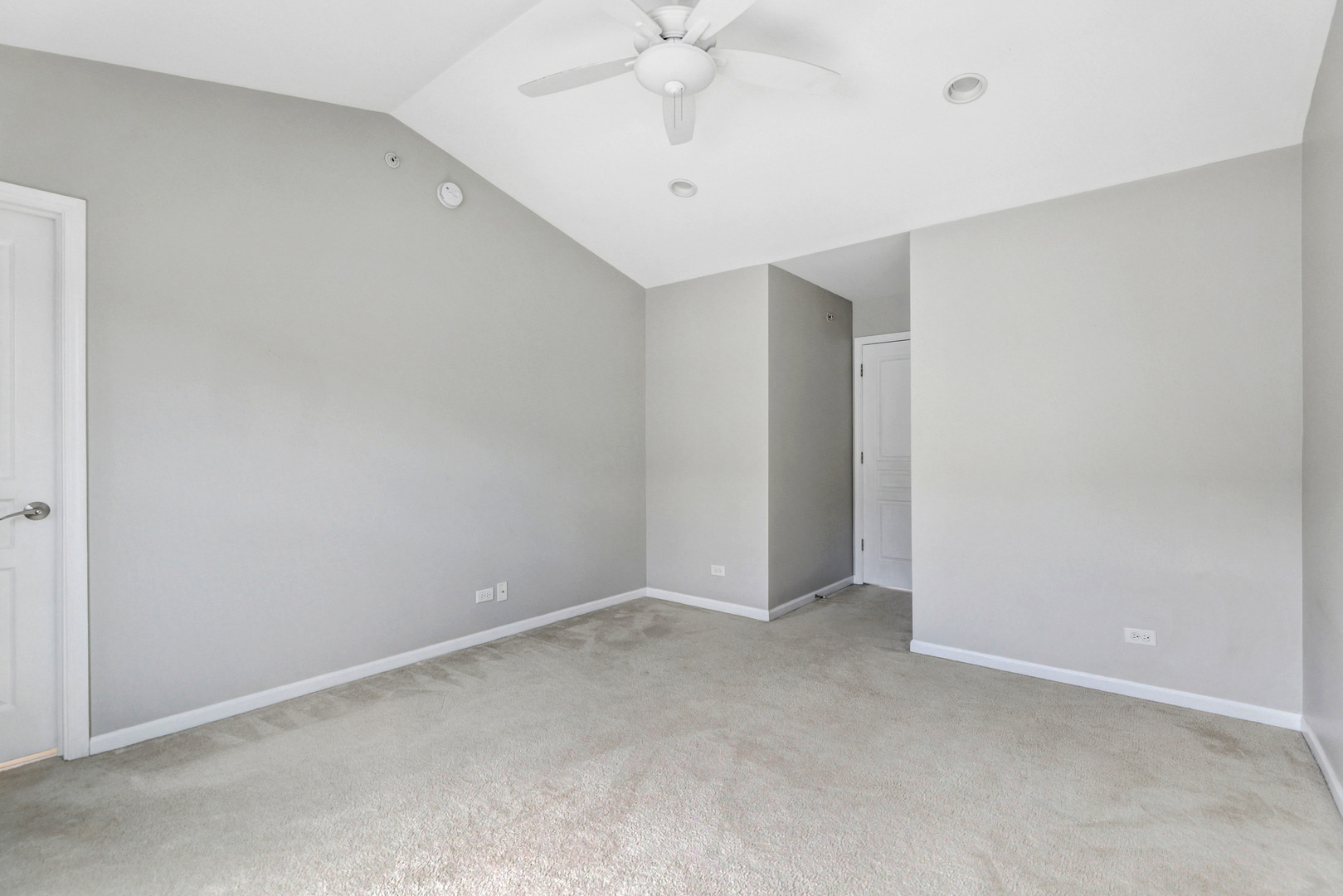 318 Laurel Avenue Property Photo 25