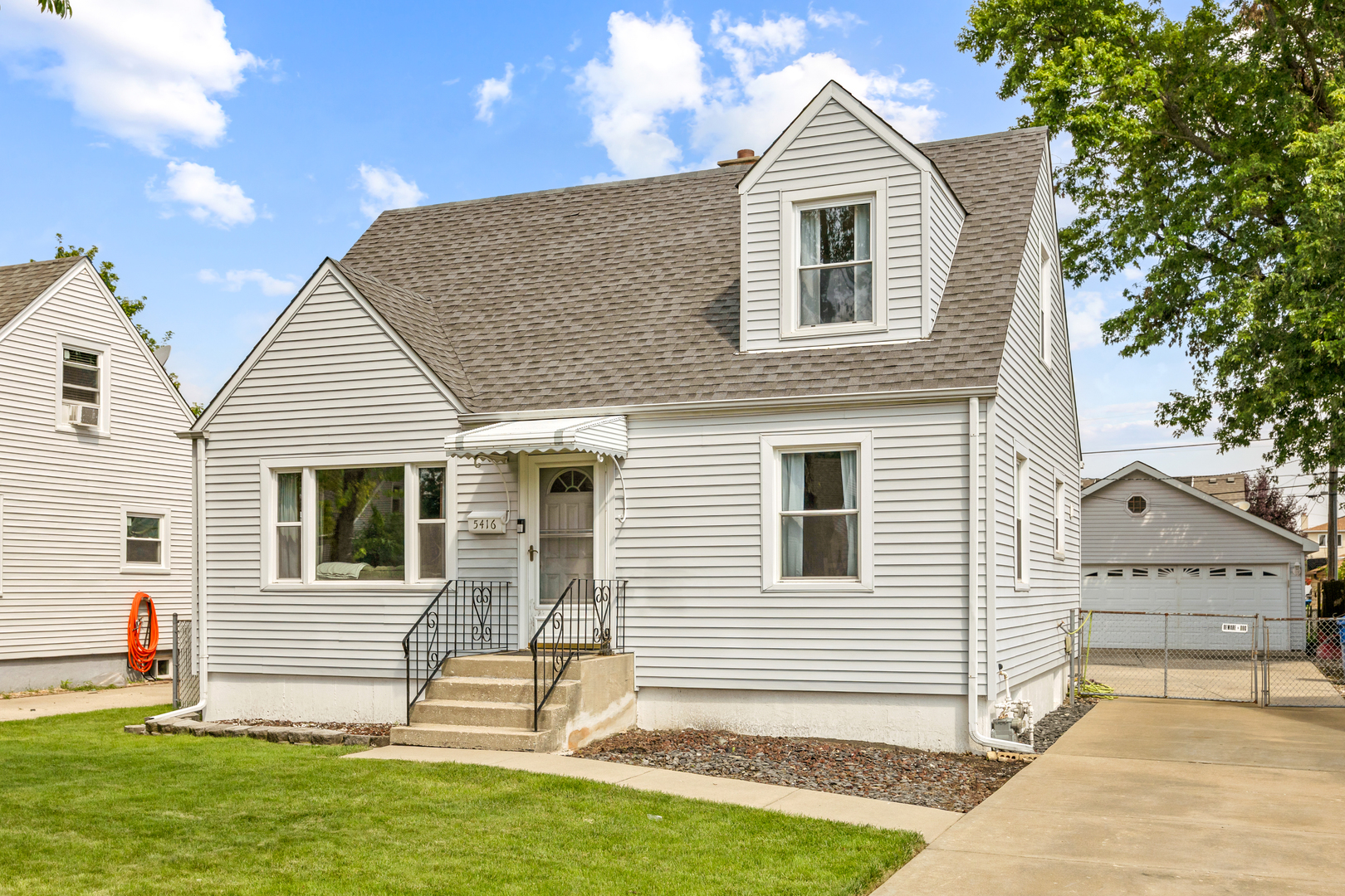 5416 W 88th Street Property Photo 1