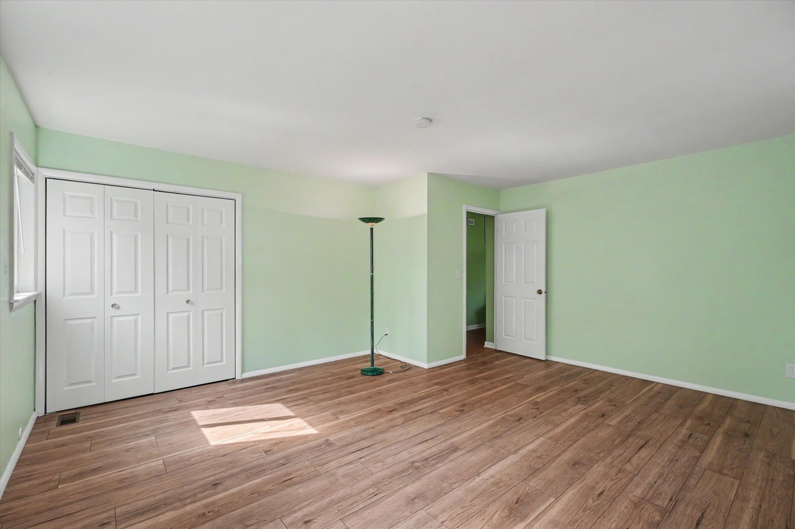 2803 E Illinois Street Property Photo 20