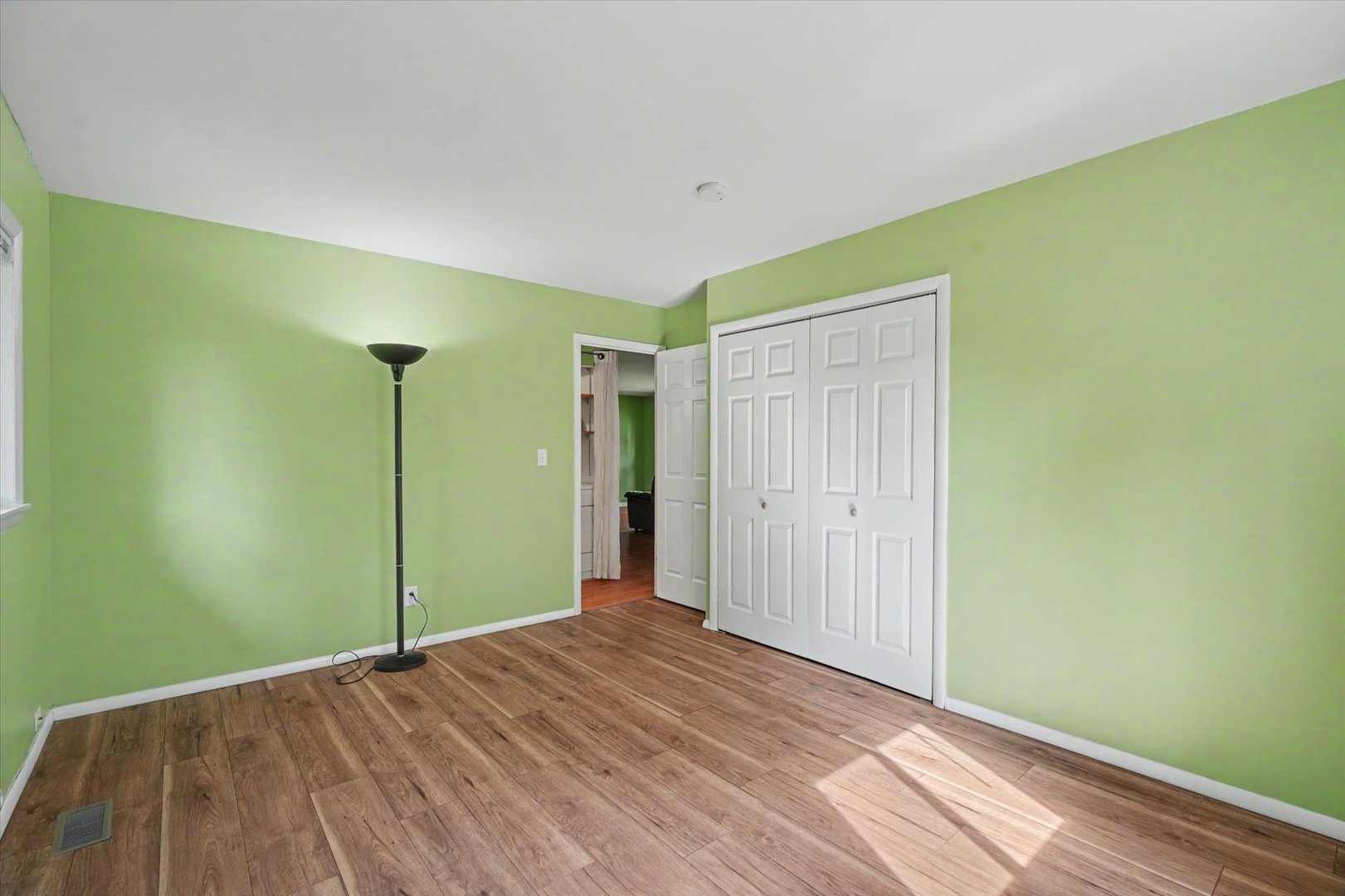 2803 E Illinois Street Property Photo 22