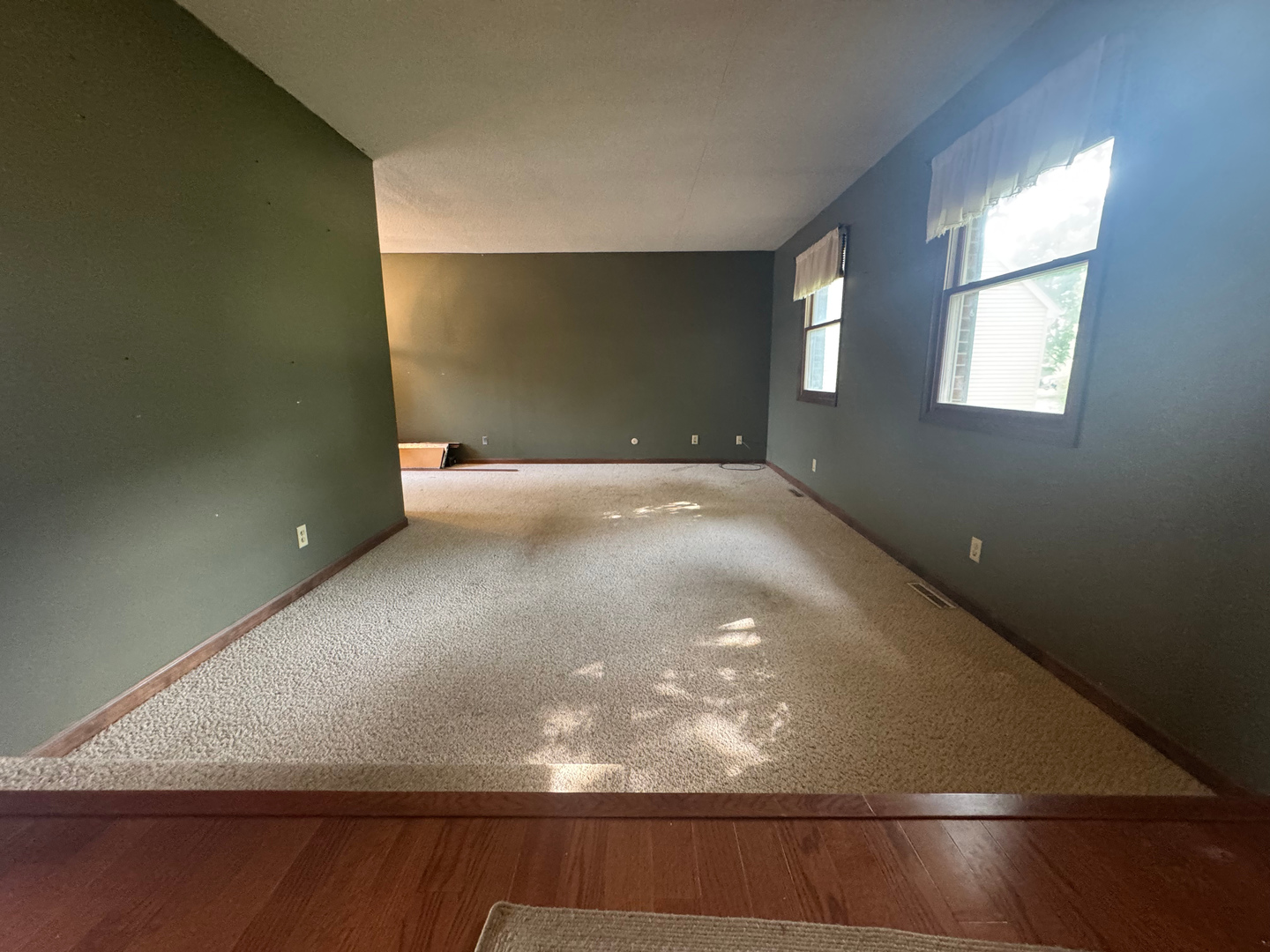 1816 6th Avenue Property Photo 6