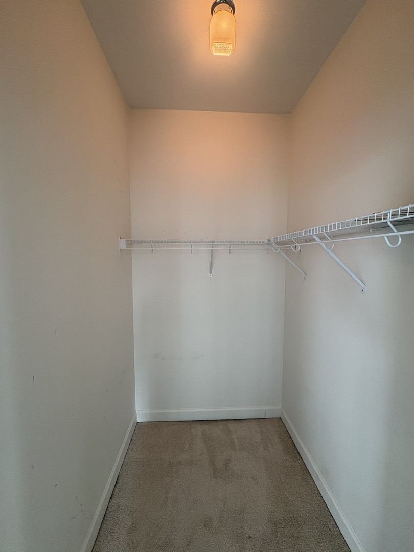 1201 S Prairie Avenue 4206 Property Photo 10
