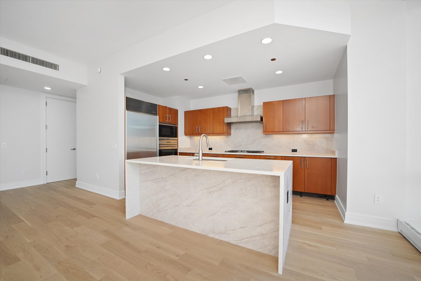 401 N Wabash Avenue 81f Property Photo 4