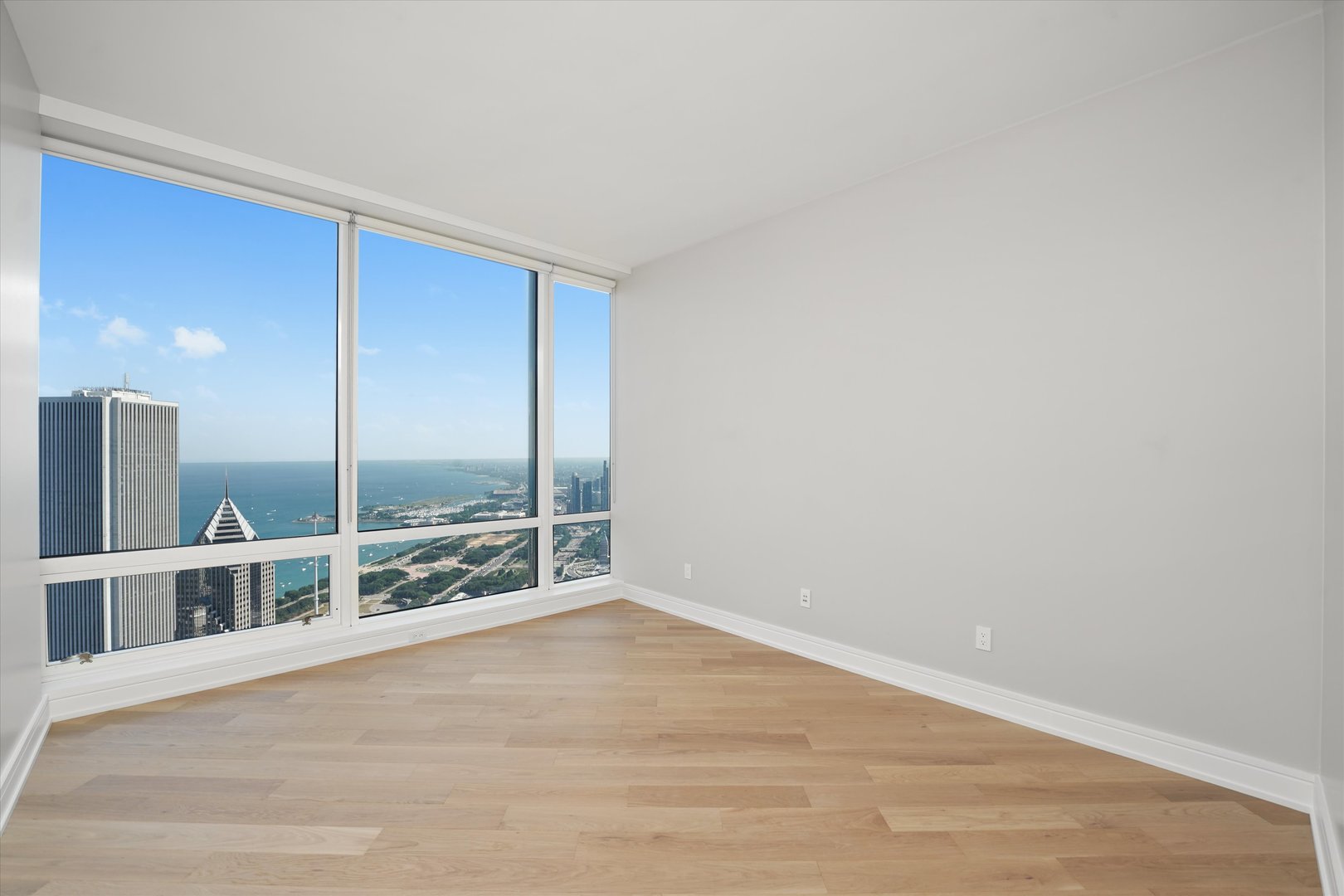 401 N Wabash Avenue 81f Property Photo 11