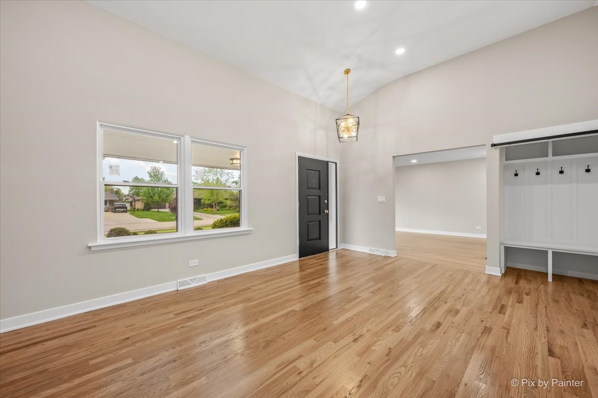 662 Orchard Court Property Photo 9