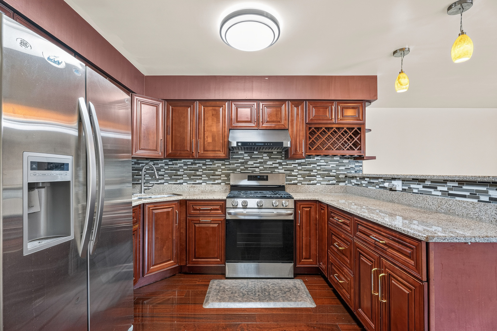 14631 Knox Avenue Property Photo 4