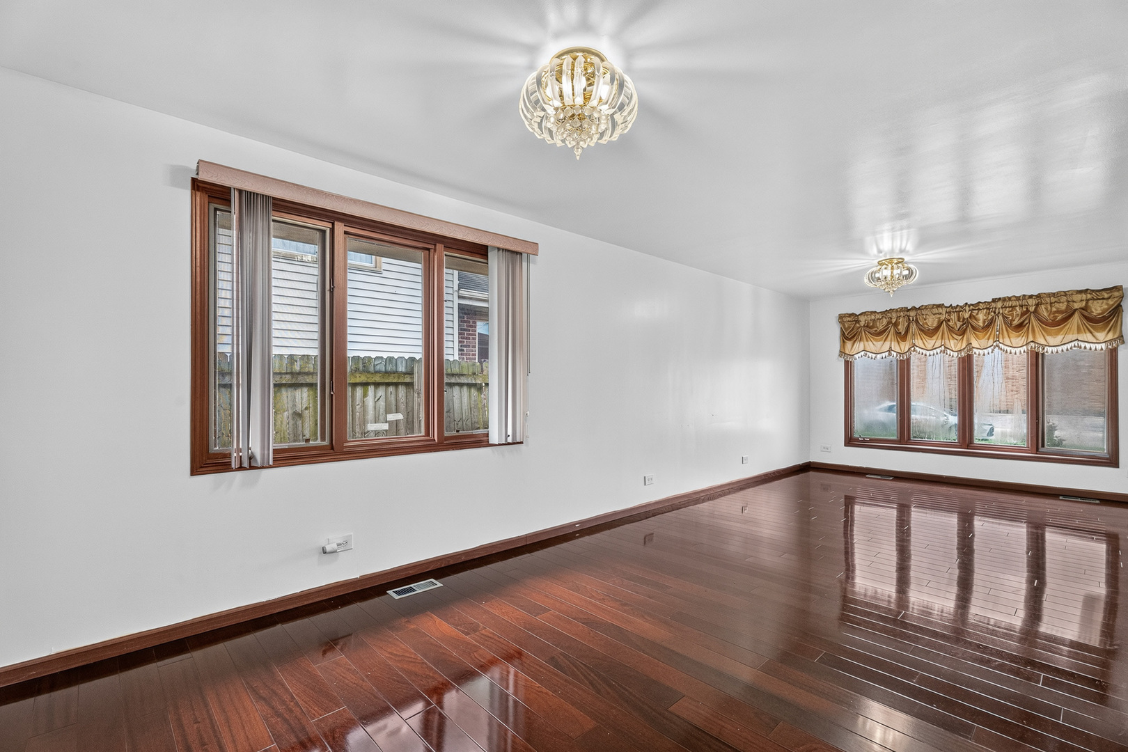 14631 Knox Avenue Property Photo 15