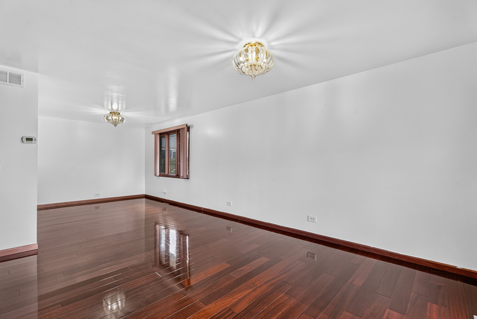 14631 Knox Avenue Property Photo 18