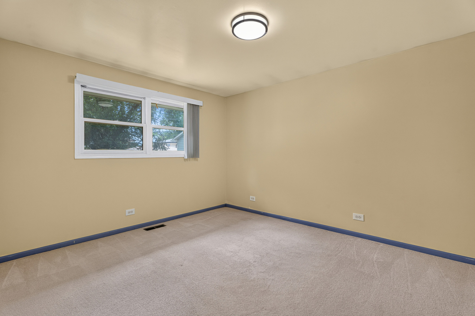 14631 Knox Avenue Property Photo 25