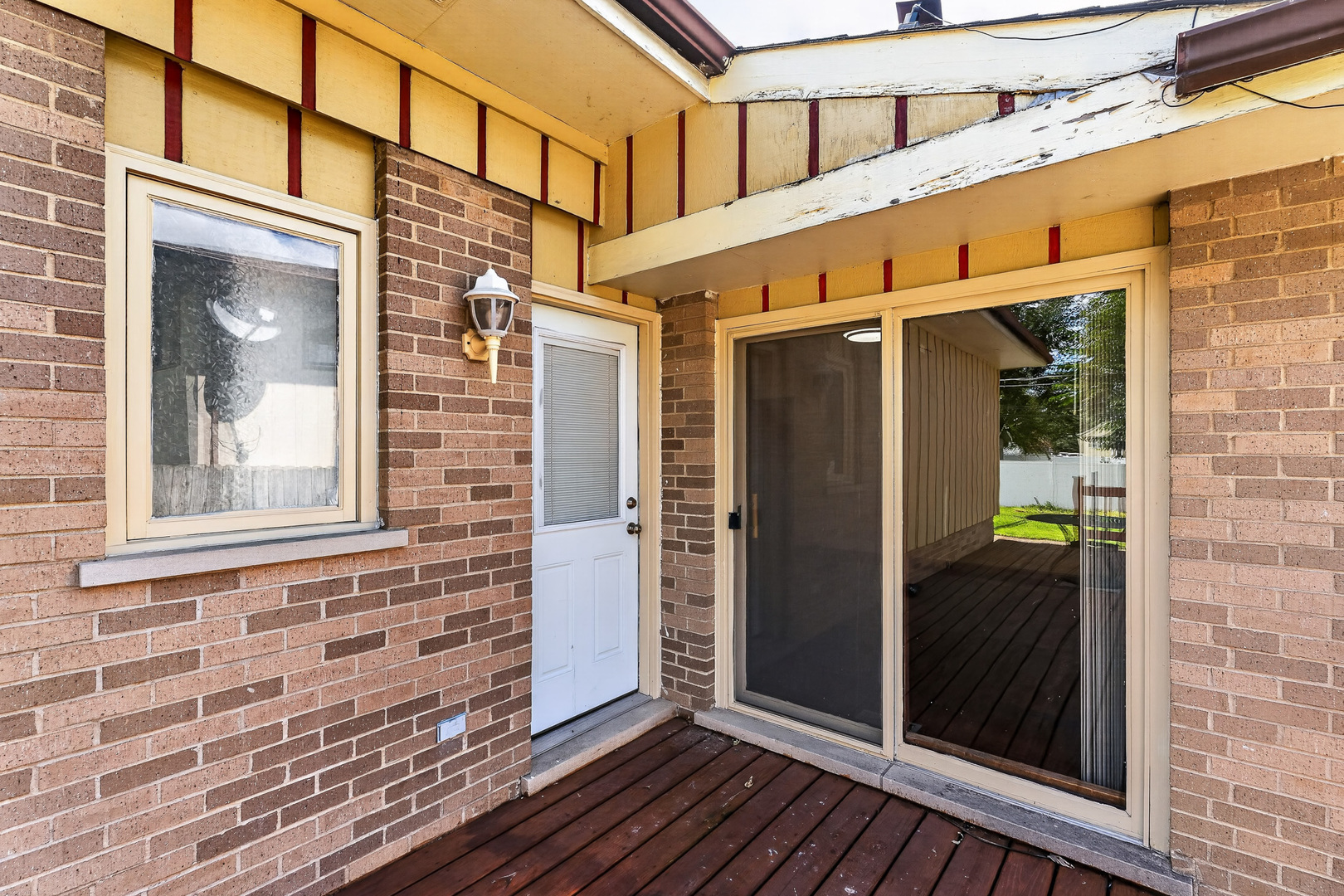 14631 Knox Avenue Property Photo 40