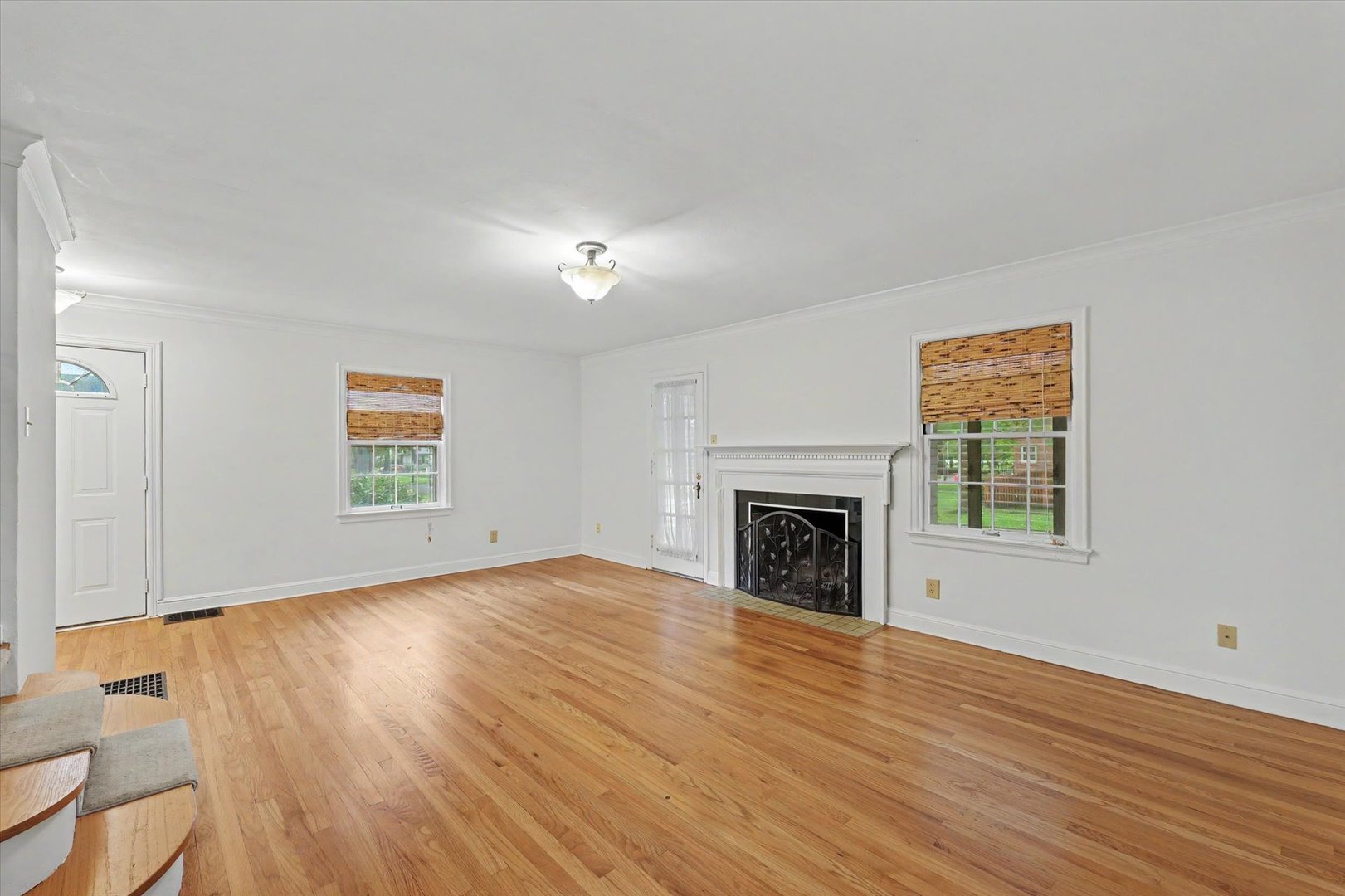 611 S James Street Property Photo 7