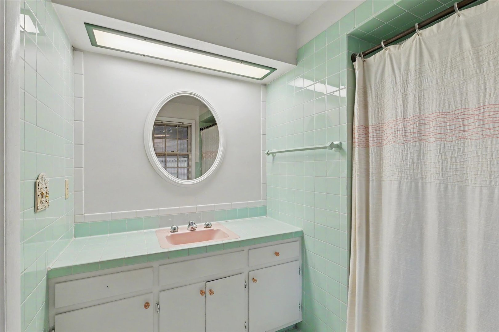 611 S James Street Property Photo 11