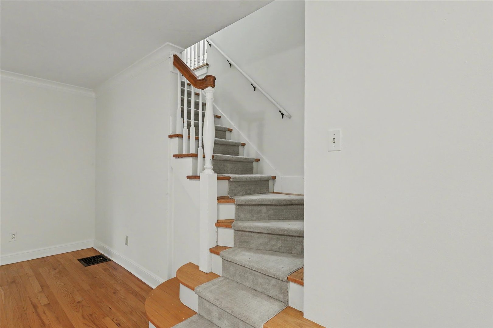 611 S James Street Property Photo 22