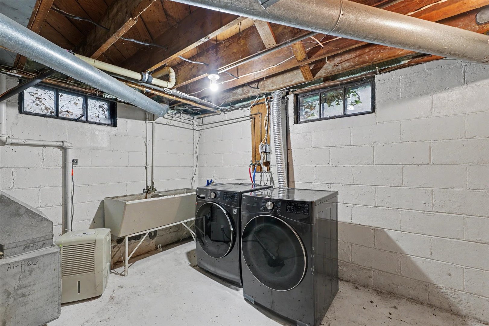 611 S James Street Property Photo 41