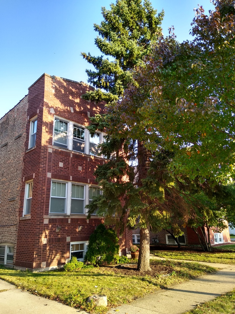 3643 Clinton Avenue Property Photo 1