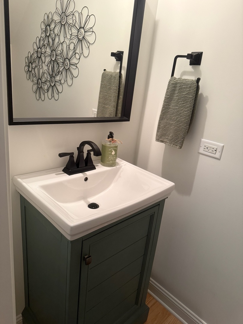 995 Reserve Drive Property Photo 10