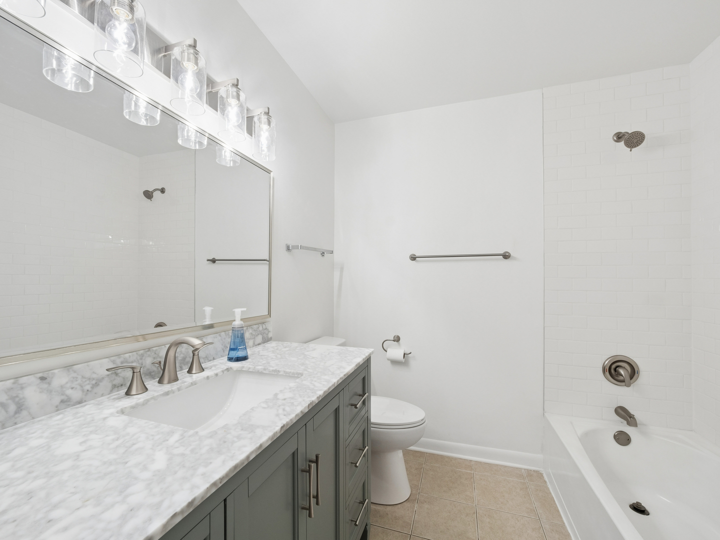 1631 Bow Trail Property Photo 16
