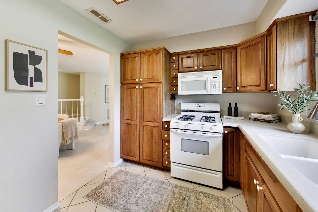 855 Johnstown Lane A Property Photo 10