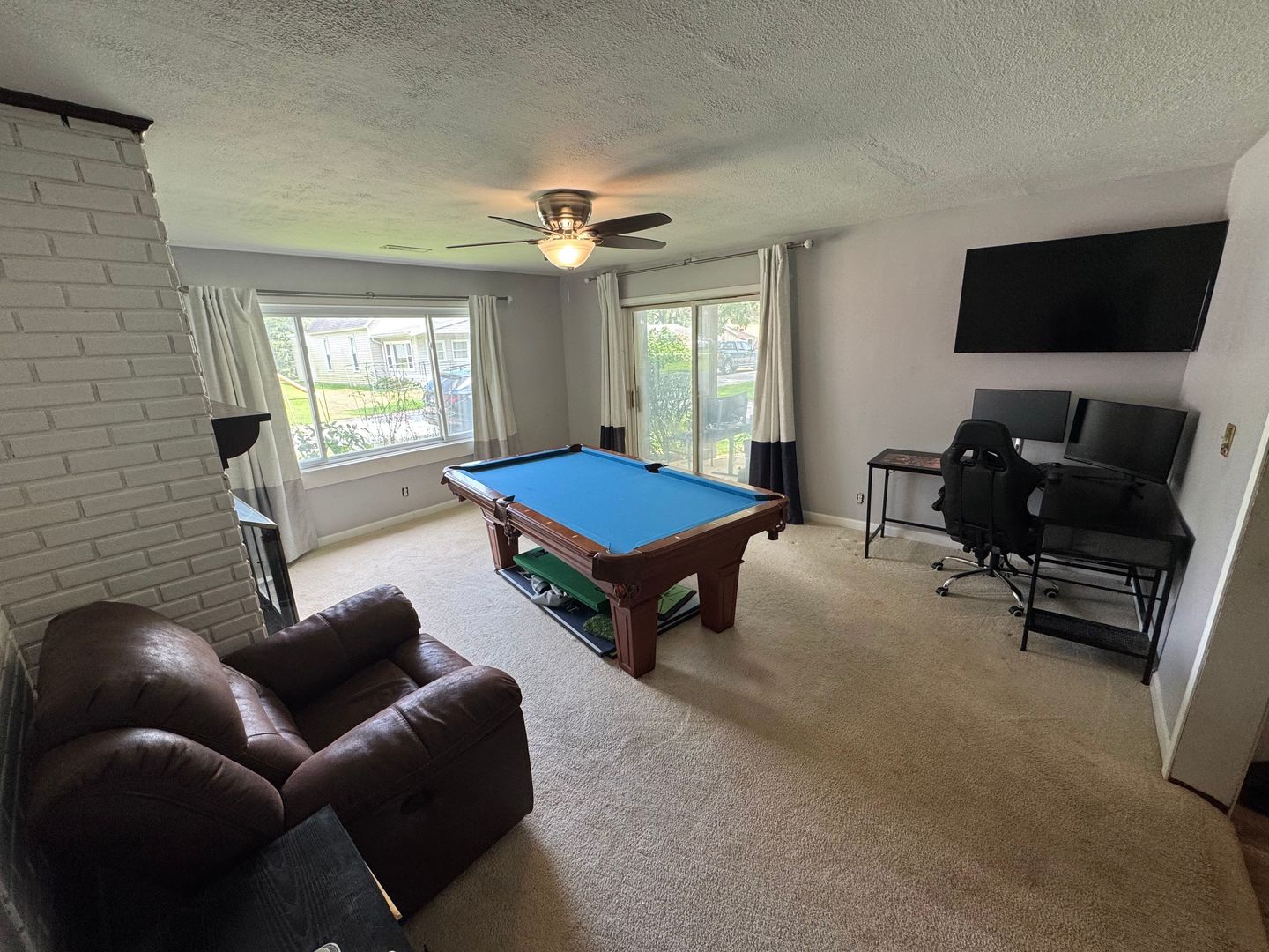 227 Mary Court Property Photo 2