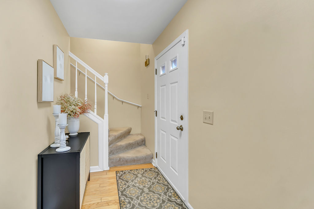 206 Albert Drive Property Photo 6